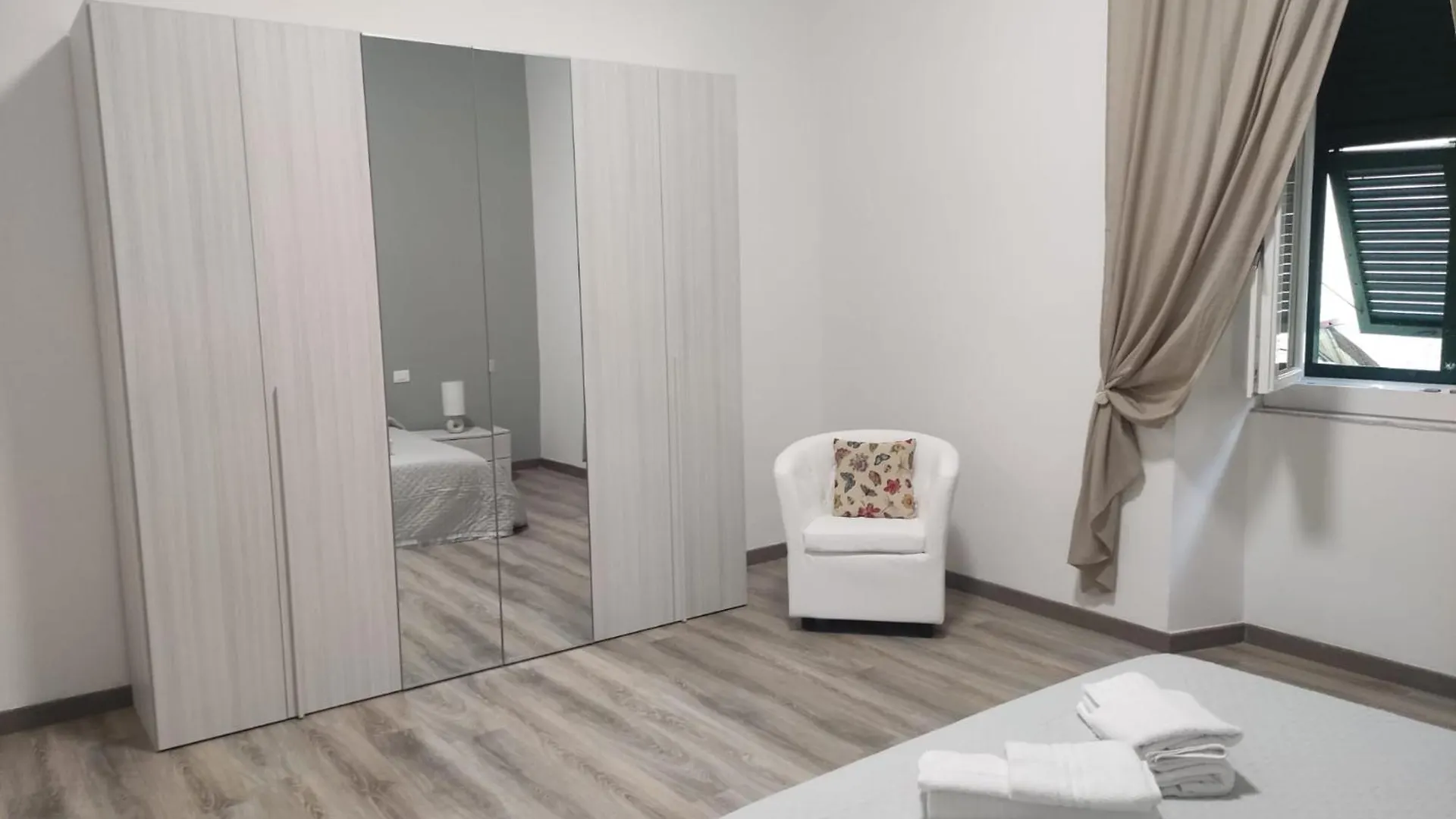 Апартаменты Favorite House Специя 0*,